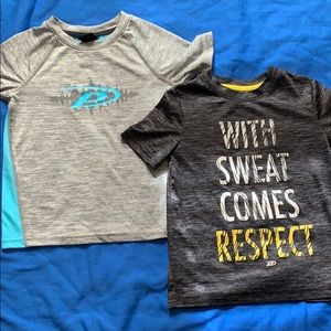 2 short sleeve shirts